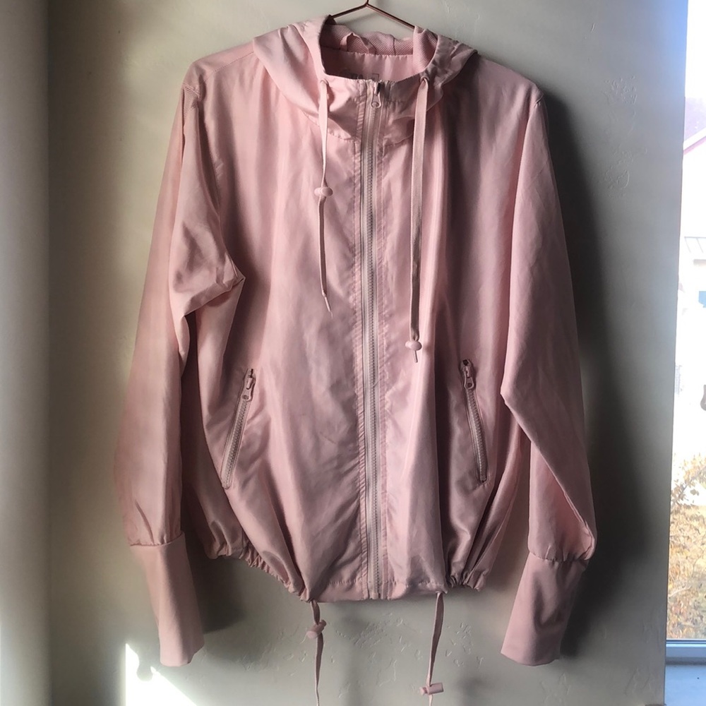 Zyia Windbreaker - Blush